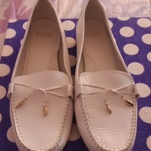 Mootsies Tootsies White Loafers 9.5